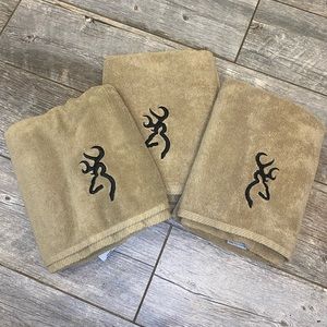 Browning bathroom towels
